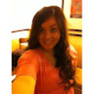 Meet your Posher, Claudia